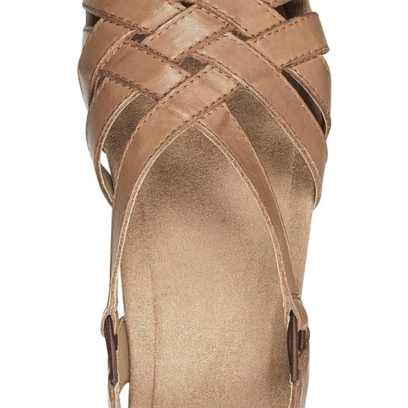 Earth Origins Women Sandal(New in  Box) - Picture 4 of 10